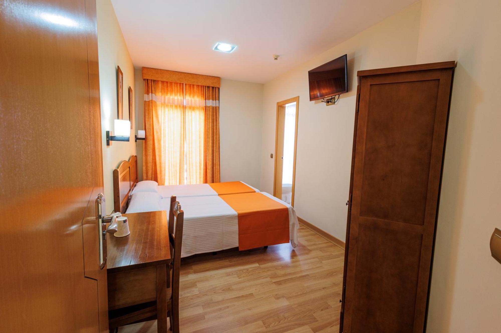 Hotel Pattaya Mocejón Extérieur photo
