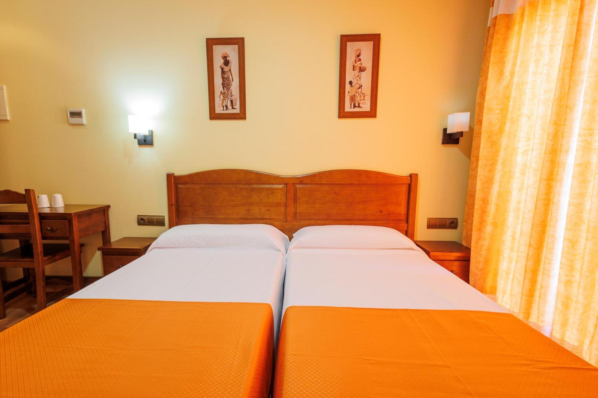 Hotel Pattaya Mocejón Extérieur photo