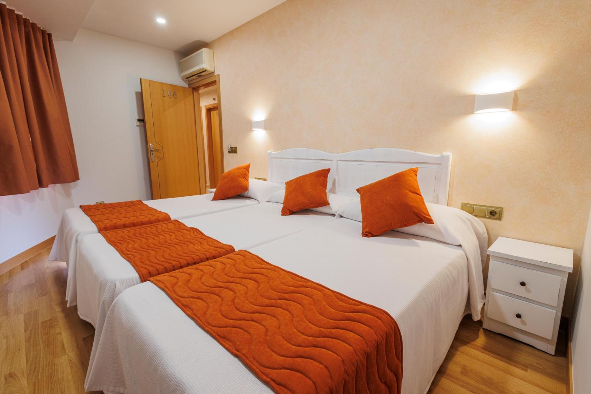 Hotel Pattaya Mocejón Extérieur photo